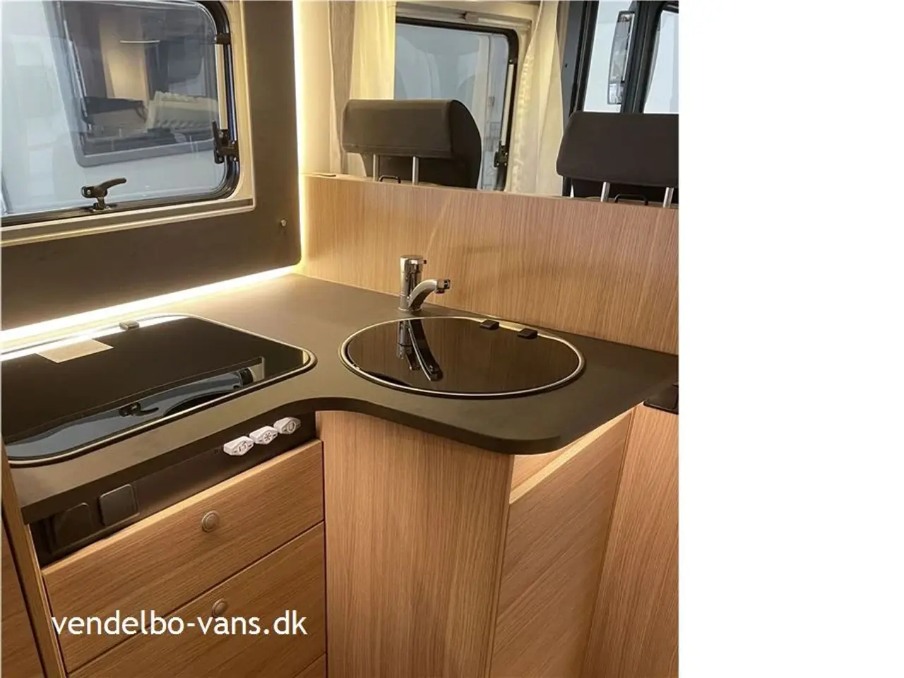 Billede 8 - 2026 - SunLight I 67S Aut.   Enkeltsenge - stor garage - 180 HK automatgear