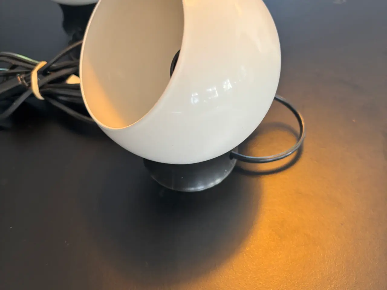 Billede 3 - Originale Benny Frandsen Ball magnetlamper – 2 stk