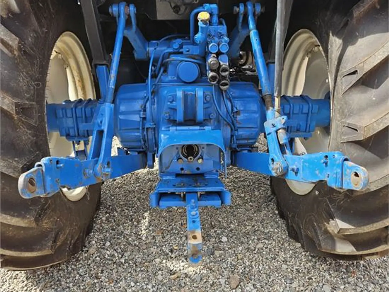 Billede 36 - Ford 6640 Powerstar SLE - 4 ton / 4WD / 16x16 electro shift