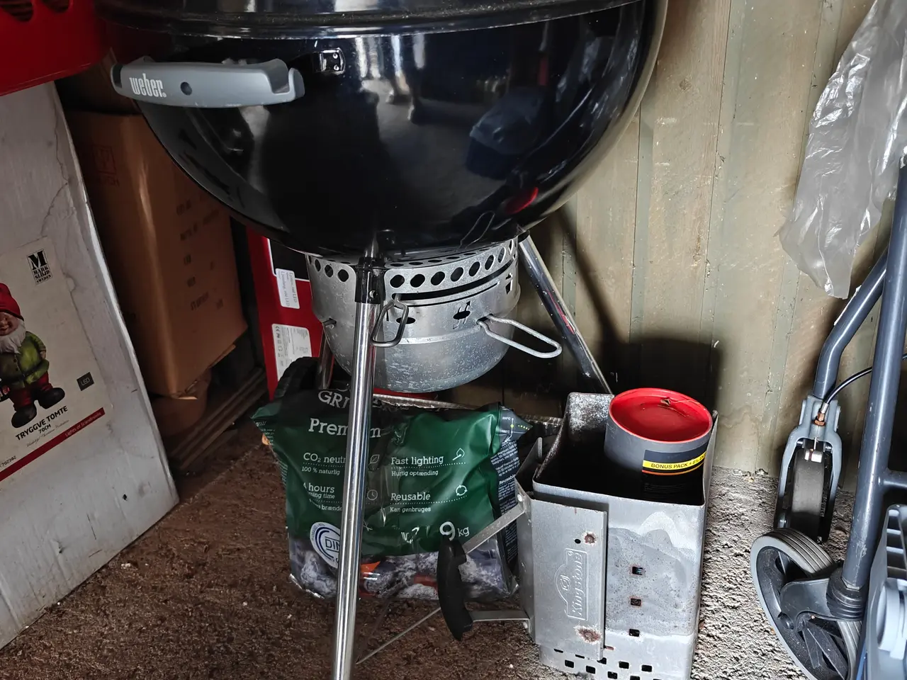 Billede 4 - Weber kuglegrill. Kul