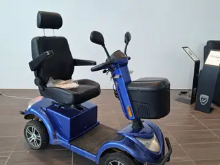 LM-600 blå