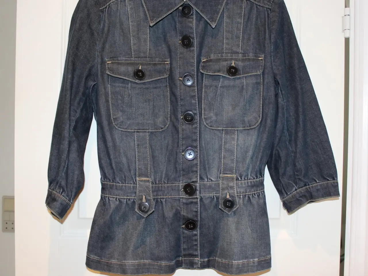 Billede 4 - NY denim jakke fra Noa Noa