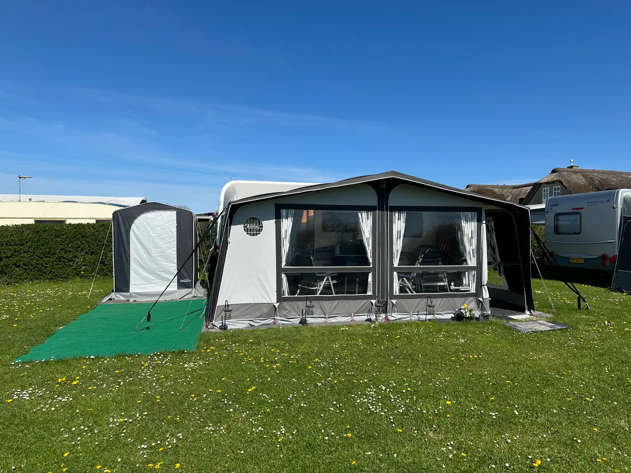 Billede 2 - Hobby De Luxe Campingvogn med tilbehør