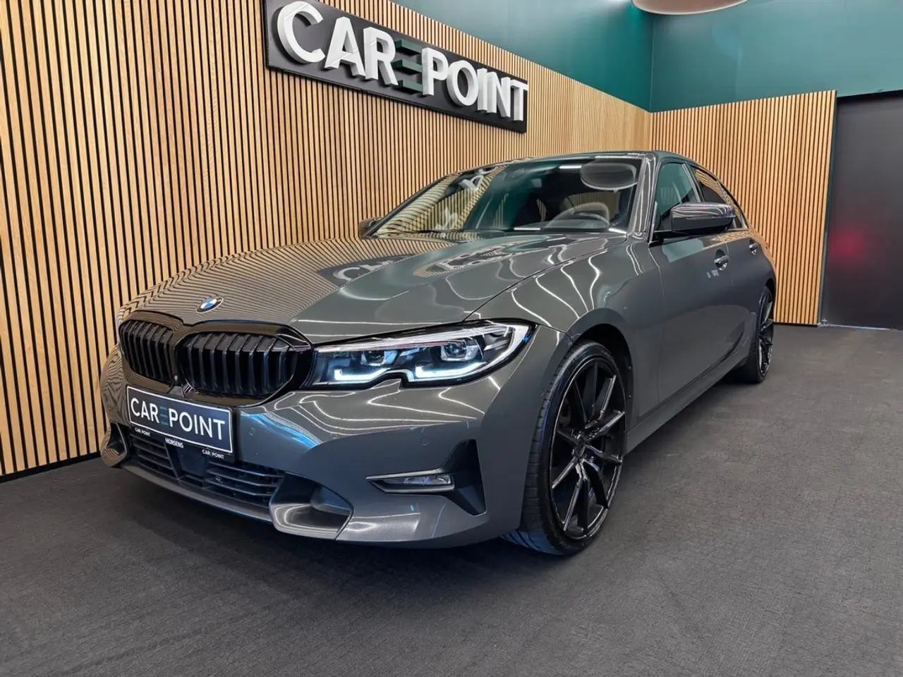 Billede 1 - BMW 320d 2,0 Sport Line aut.