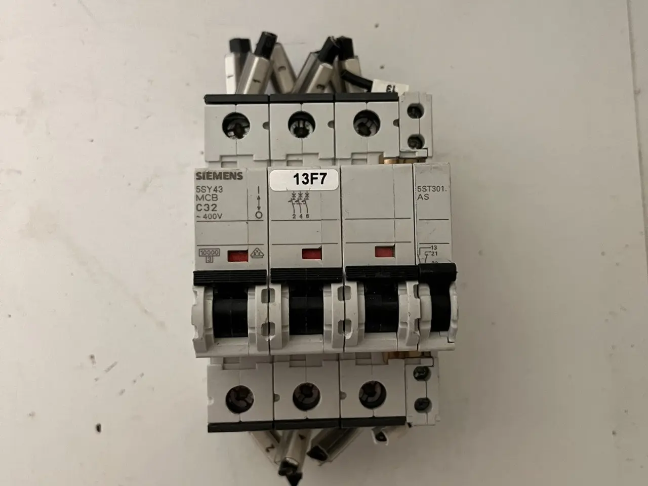 Billede 3 - Siemens 5SY43 C32 3-Pole MCB 32A 400V w/ 5ST3010