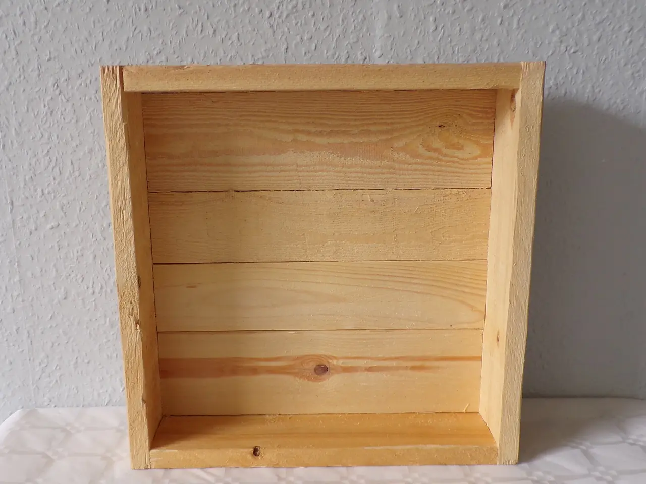 Billede 6 - Bakke i genbrugstræ 30 x 30 cm