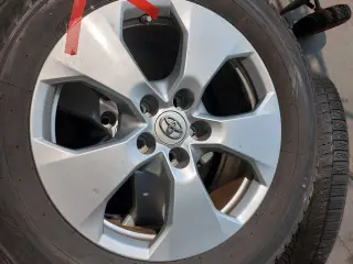 Rav4 alufælge 17" med dæk fra 2018