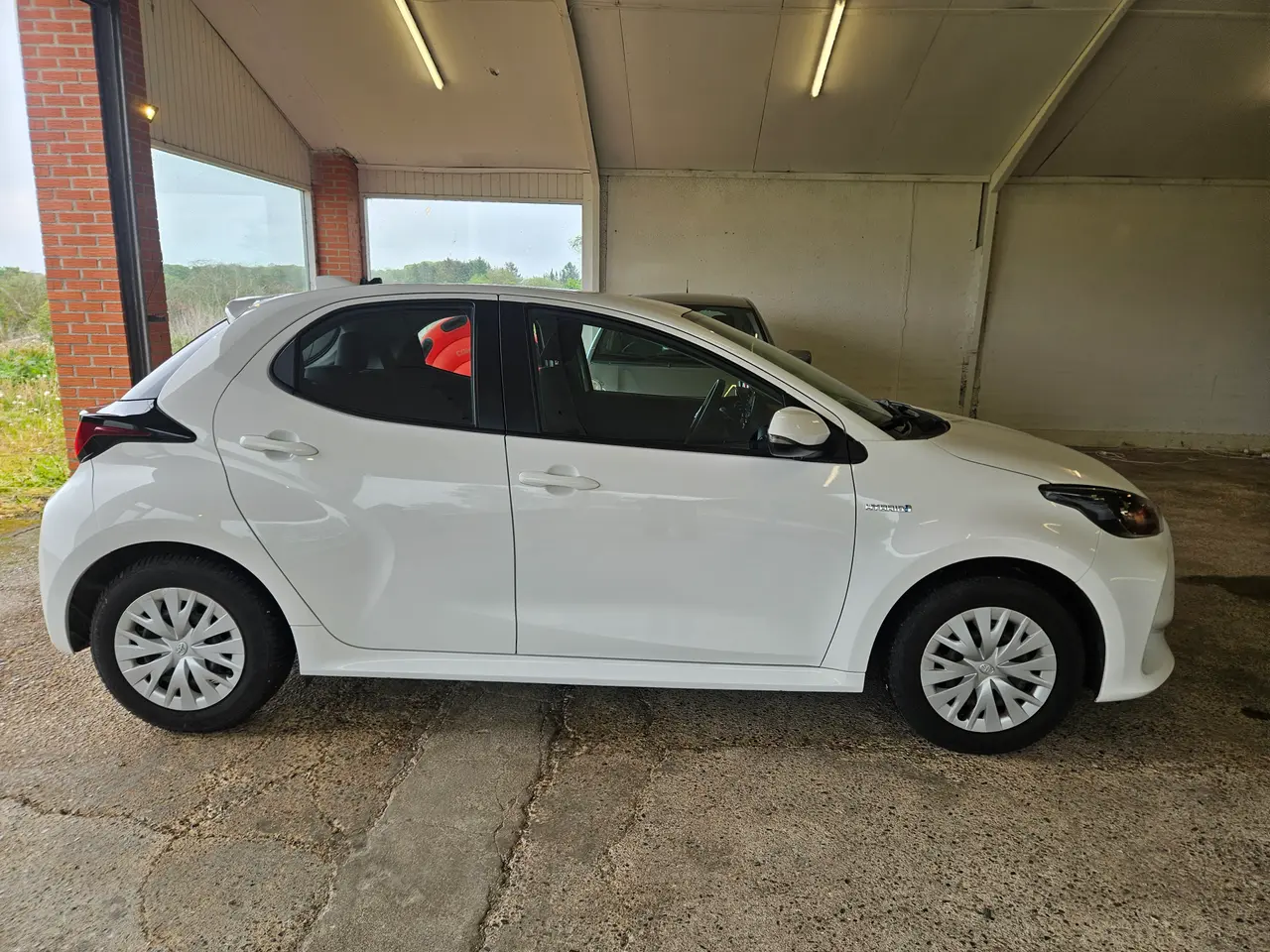 Billede 4 - Rigtig fin 7/2021 Toyta Yaris Hybrid 101000 km