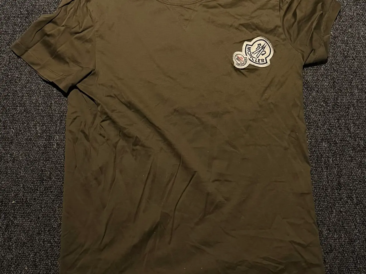Billede 2 - Moncler T-Shirt og polo