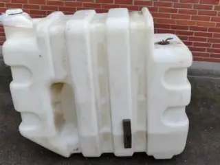 Massey Ferguson 40 Dieseltank 28781307