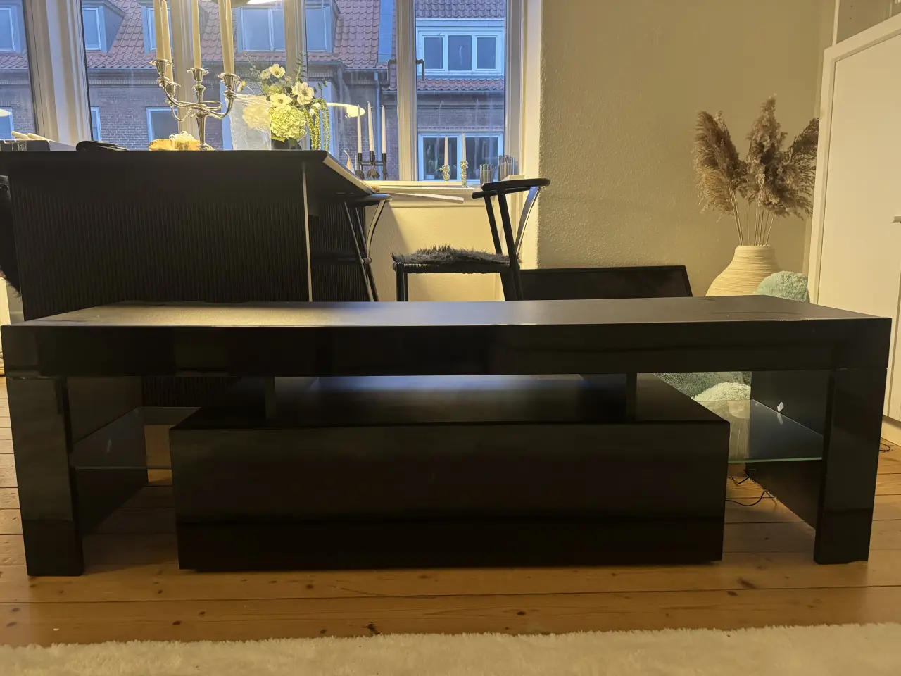 Billede 1 - TV bord
