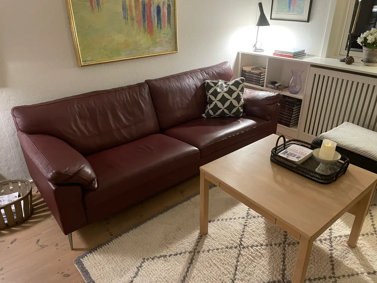 Billede 1 - Søren Lund 329 sofa i okseblodsfarve.