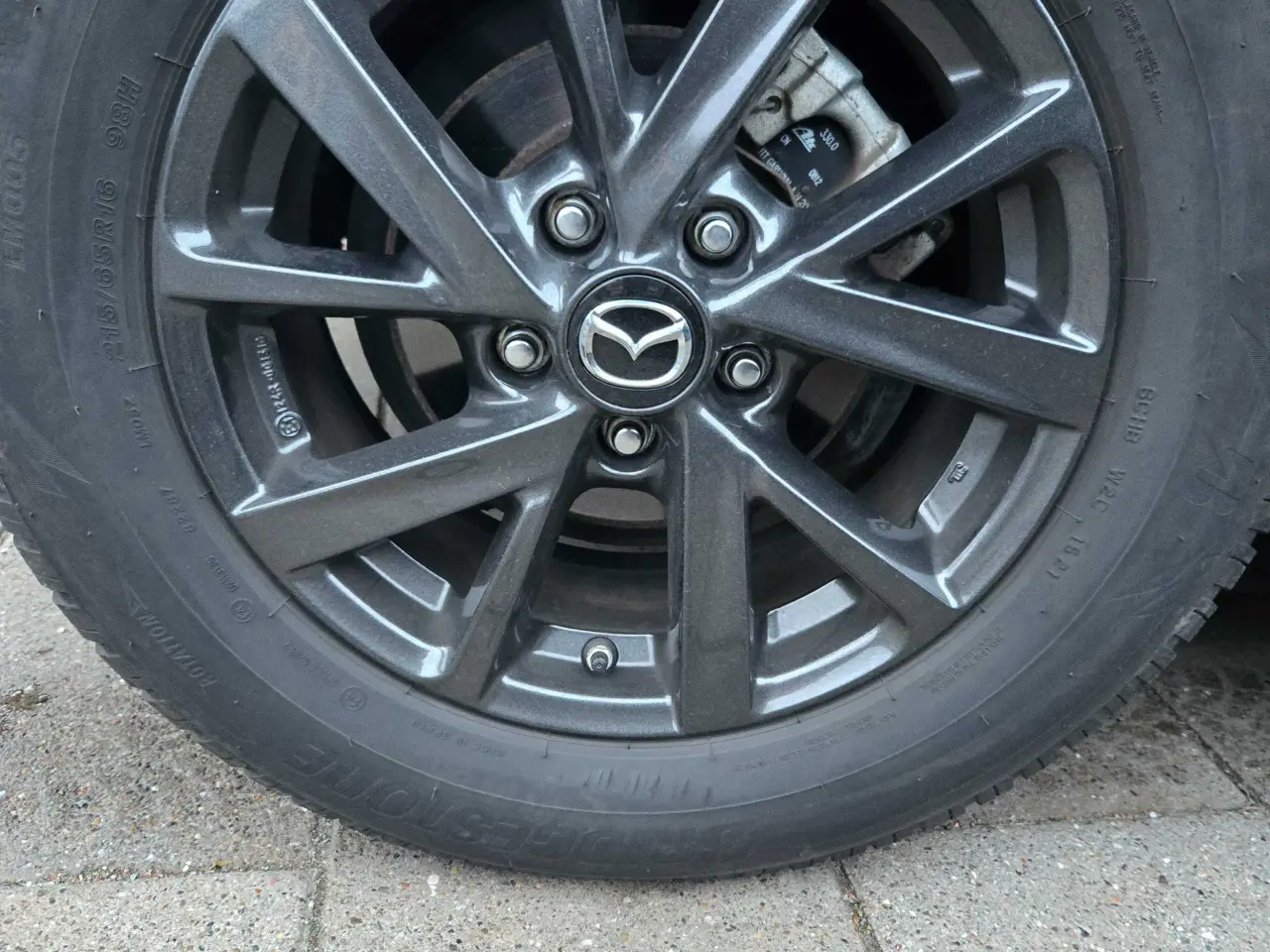 Billede 4 - Dæk/sommer på originale Mazda alu fælge, 4 stk