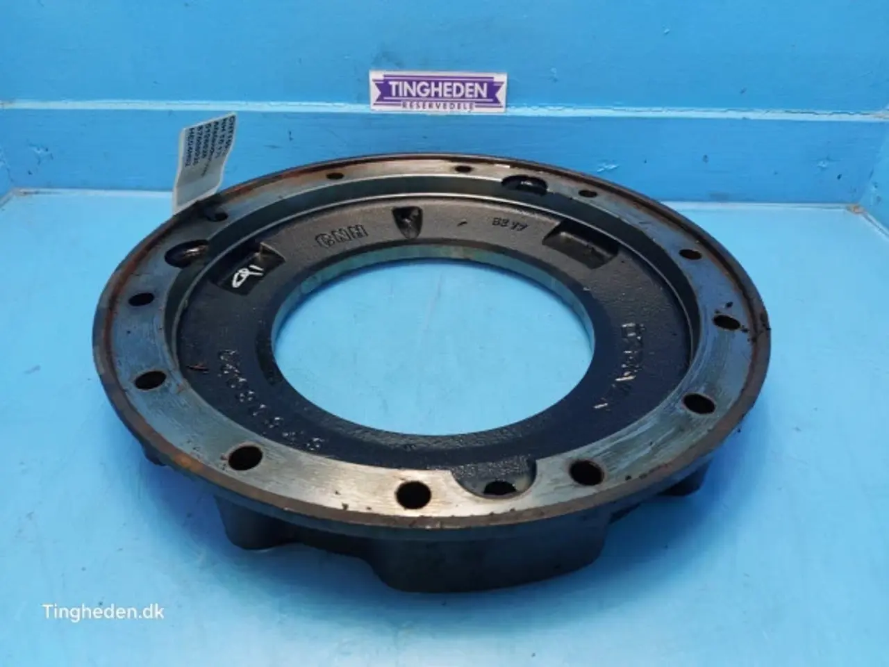 Billede 2 - New Holland T6 Afstandsstykke 87608920