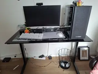 Fedt Gamer bord