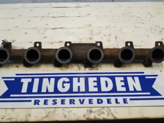 Ford 675TA Udstødningsmanifold 82850578