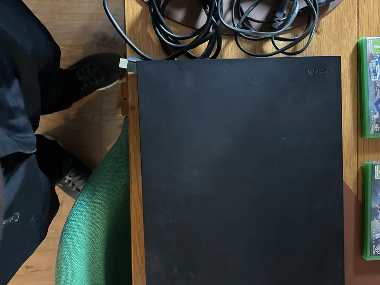 Billede 3 - Xbox One X med 2 controllere og 2 spil