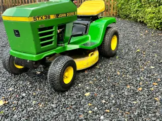 John deere stx 38