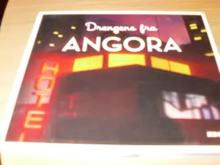 DRENGENE FRA ANGORA. Cd.