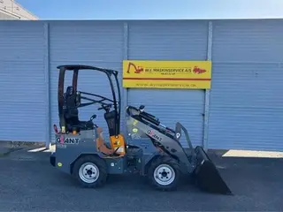 GiANT G1100
