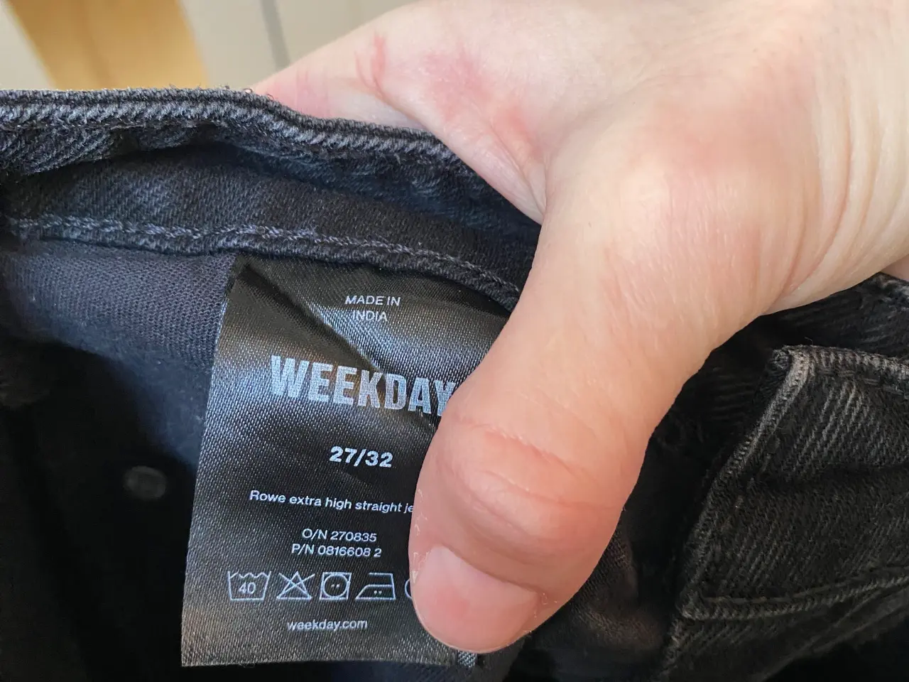 Billede 3 - Weekday sorte jeans