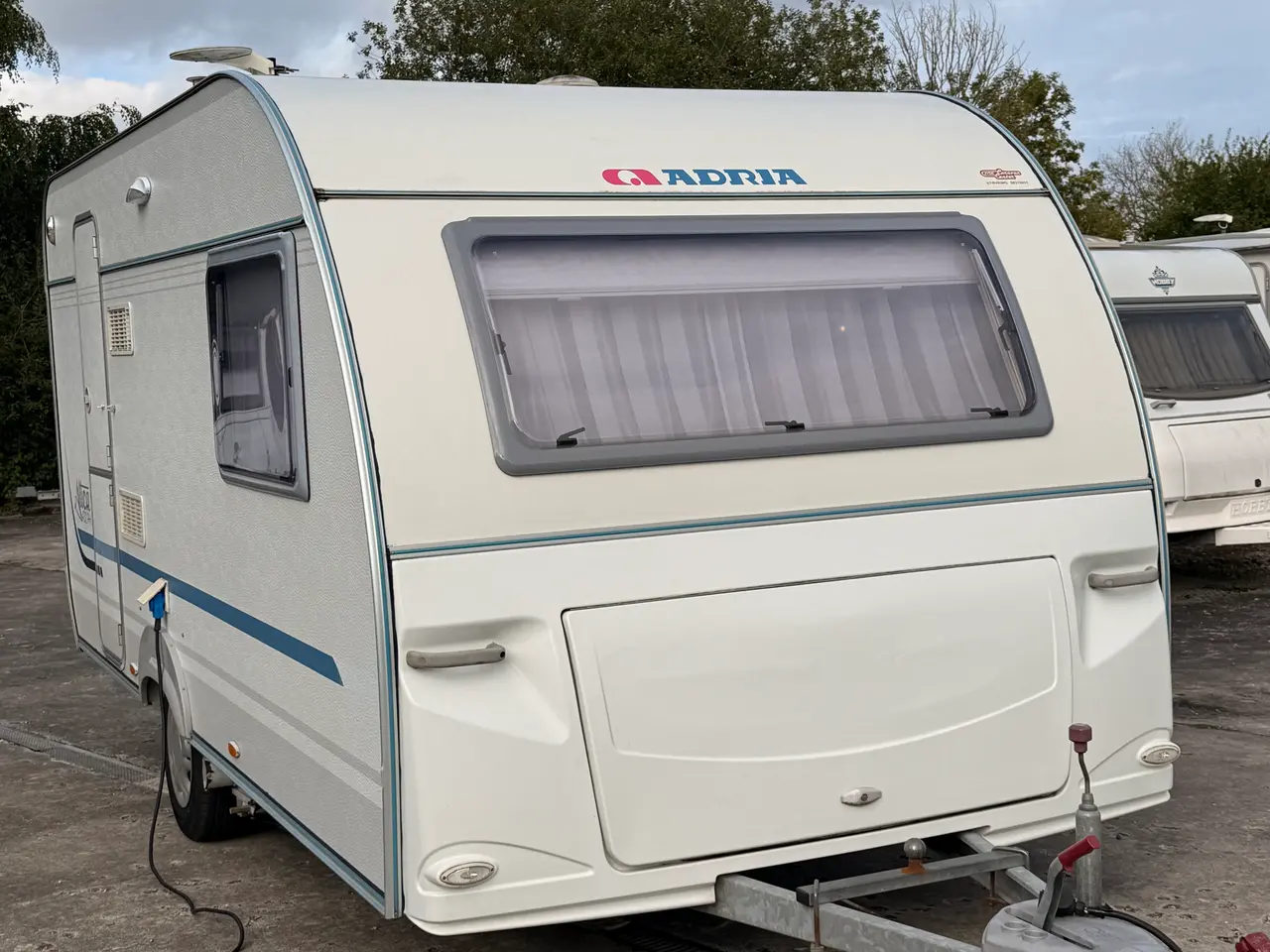 Billede 1 - 2010 Adria Altea 432 / Mover / Ventura Fortelt