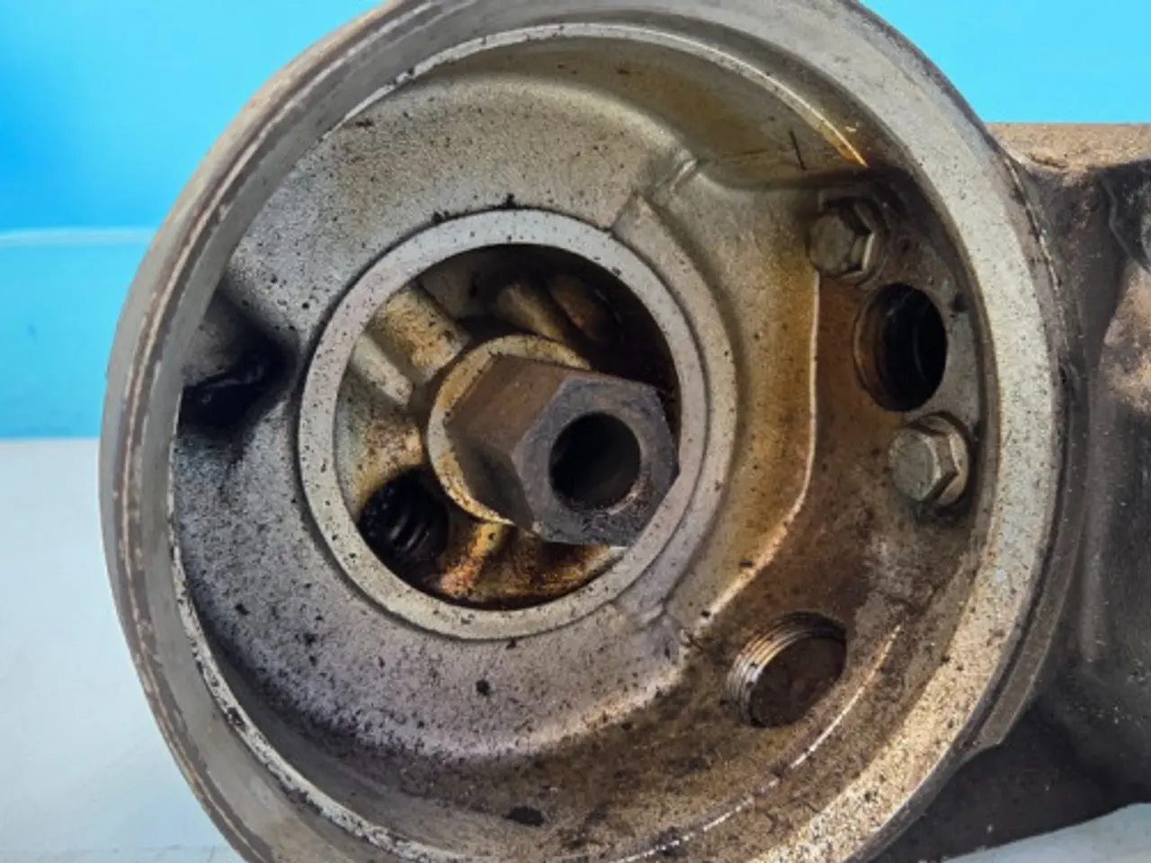 Billede 5 - Mercedes OM442 Oliekøler og Hus 4031841108