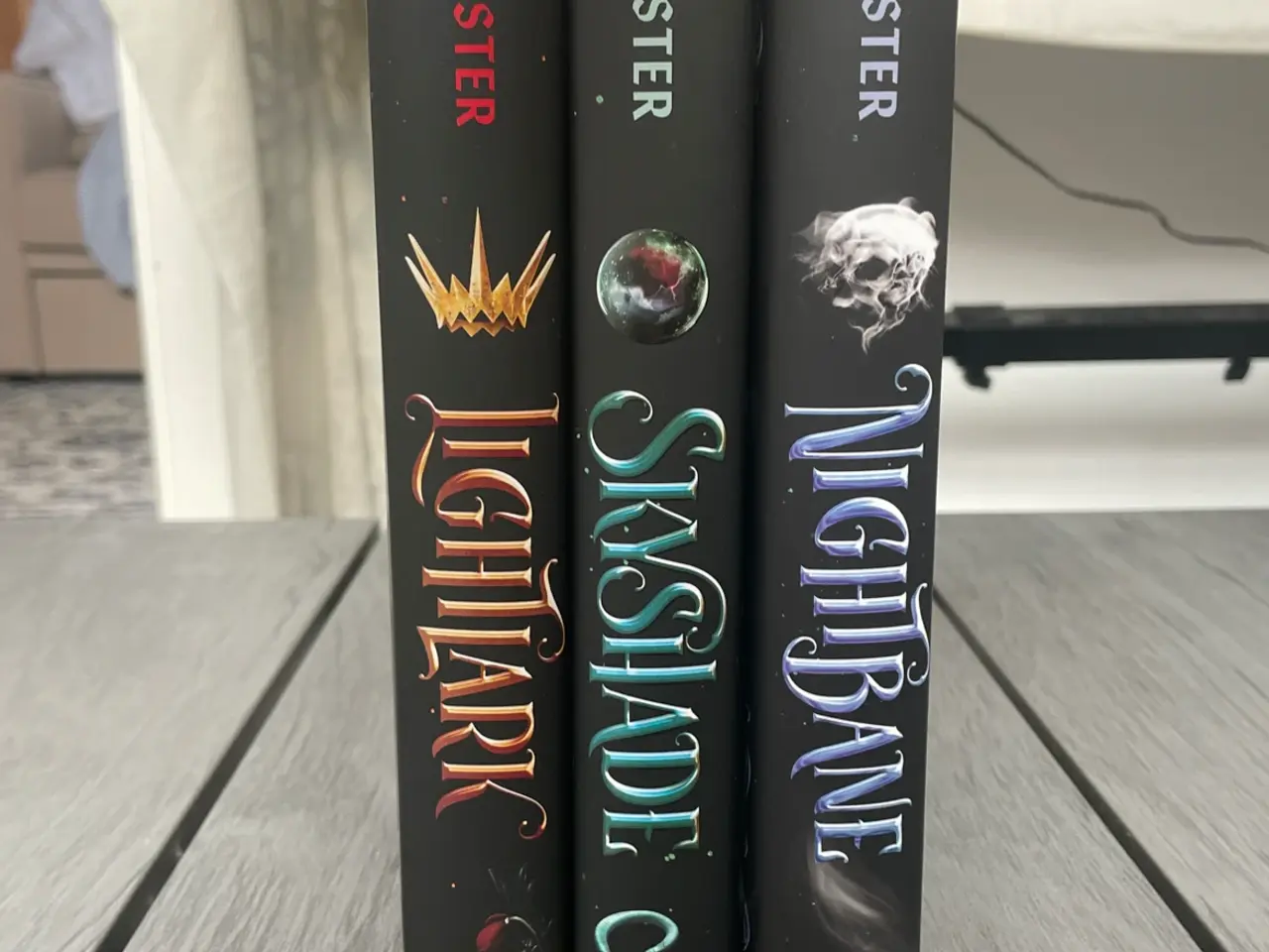 Billede 8 - Lightlark Saga Box Set