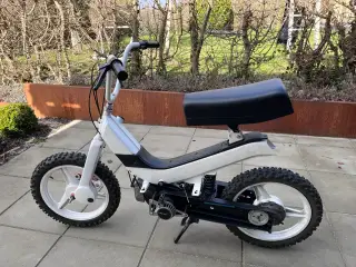 Vespa Grillo med trækstart