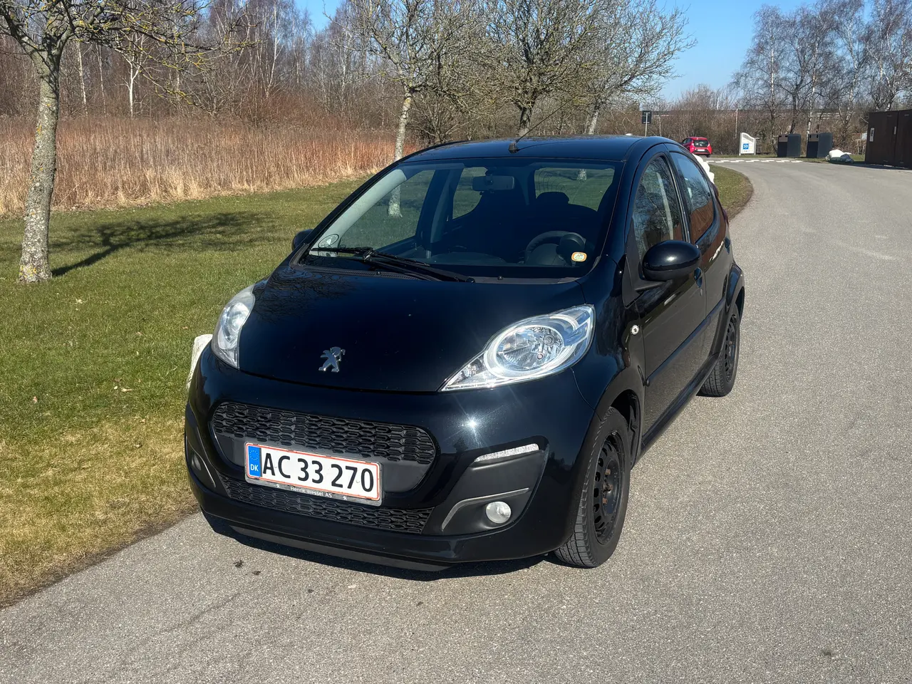 Billede 1 - Sort Peugeot 107 fra 2012