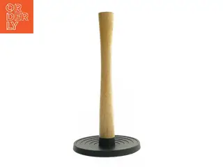 Køkkenrulleholder i træ fra Rig Tig (str. 31 cm)