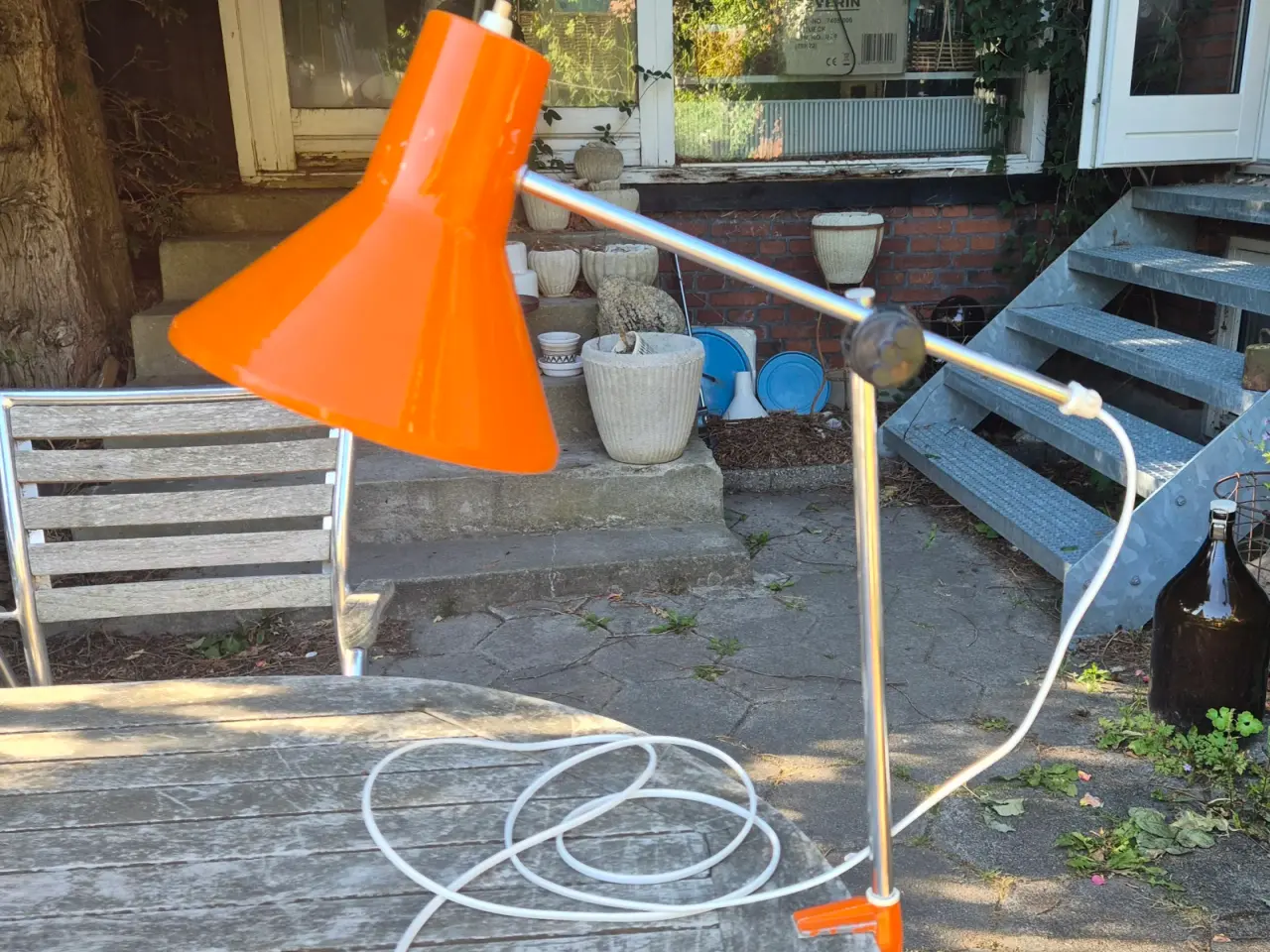 Billede 1 - Orange arkitektlampe på stander af krom 