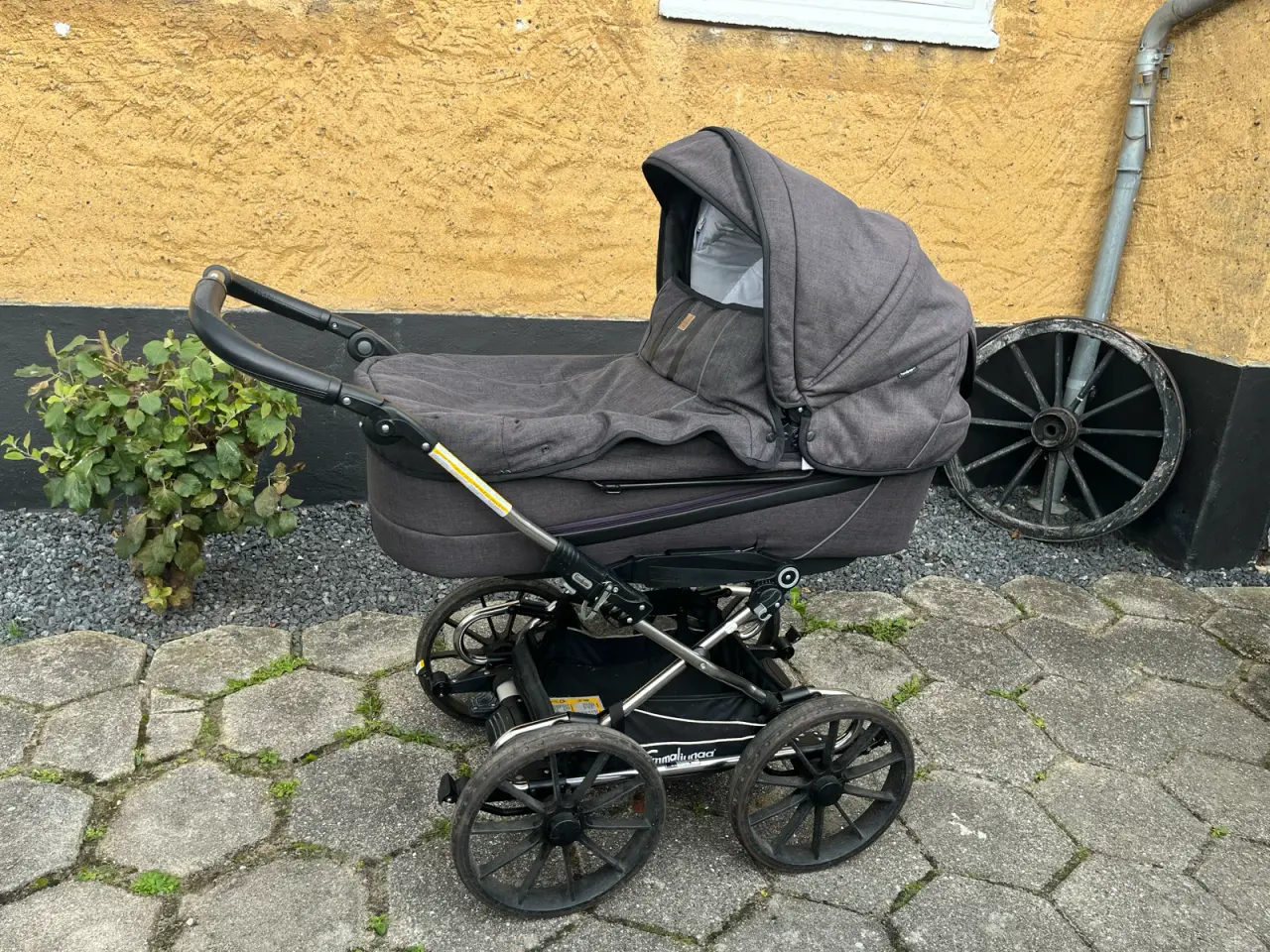 Billede 1 - Se her❗️ Rigtig fin Emmaljunga barnevogn med lang