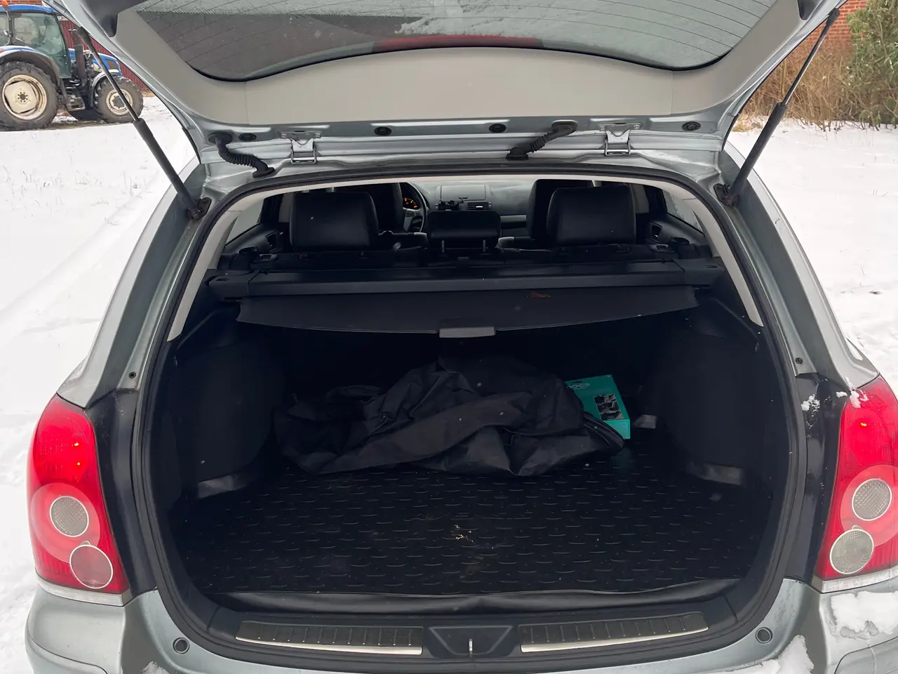Billede 11 - Toyota Avensis 2,2 Dcat