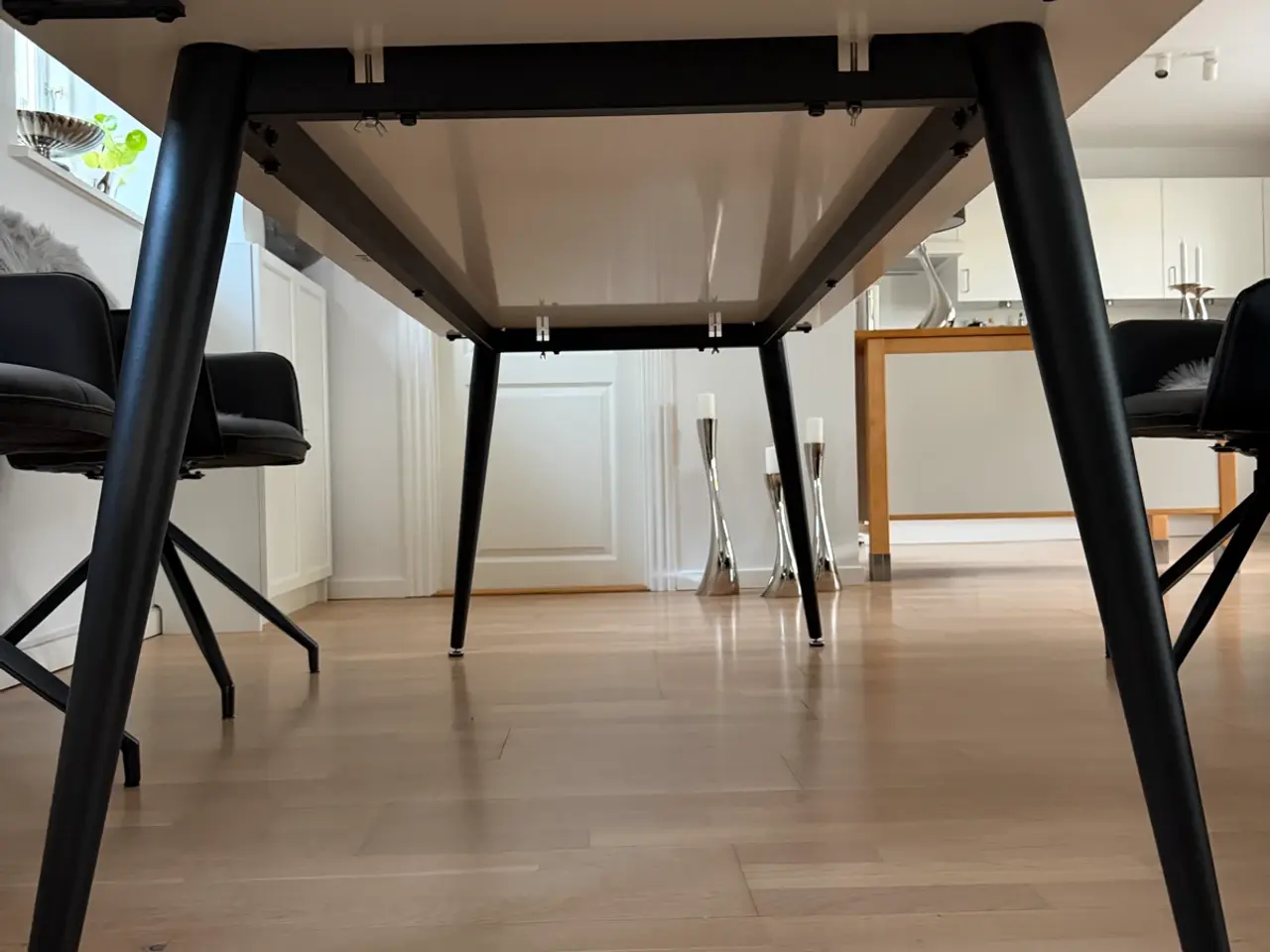 Billede 4 - Flot spisebord 