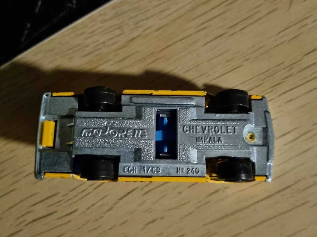 Billede 7 - Vintage Majorette Chevrolet Impala gul Taxa
