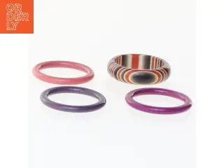 Sæt med akrylfingerringe (str. 47 mm)