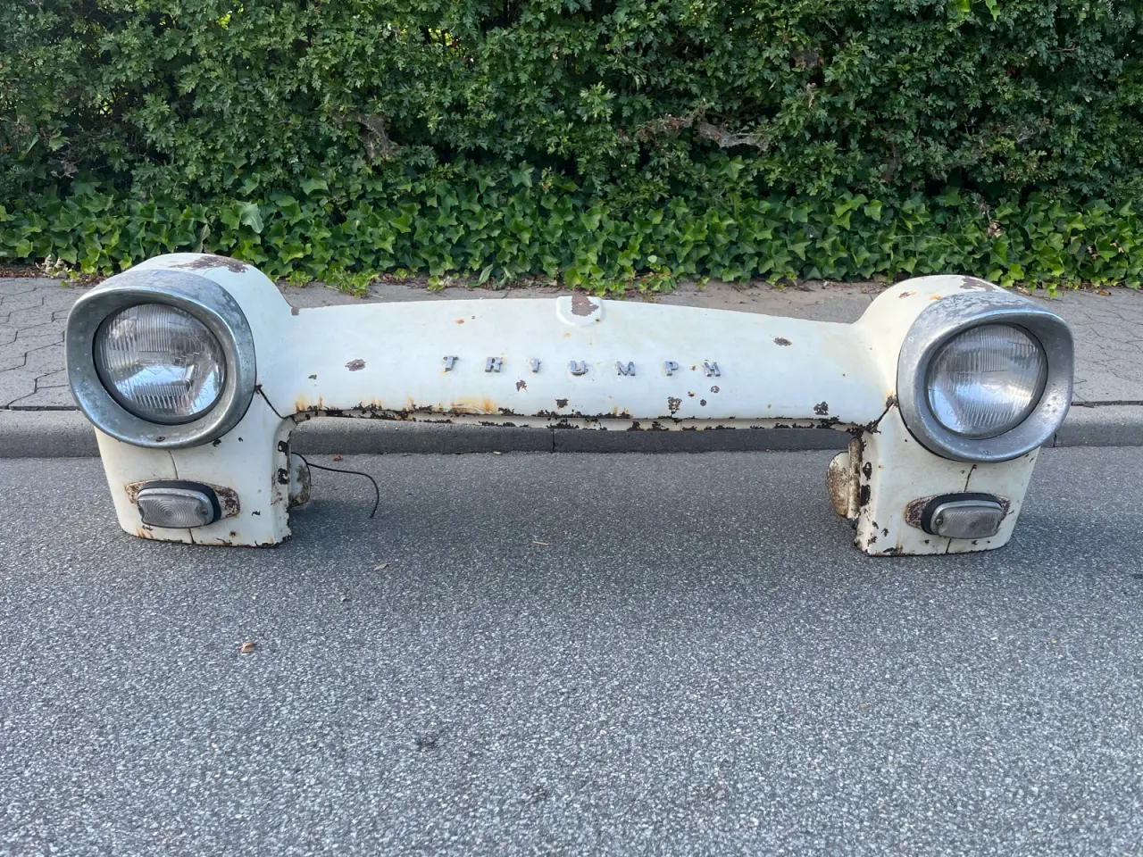 Billede 4 - Triumph Herald front cut