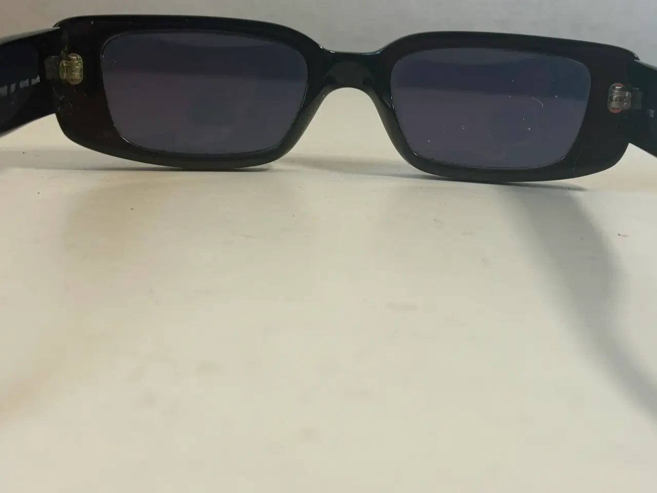Billede 2 - Gucci, sorte solbriller