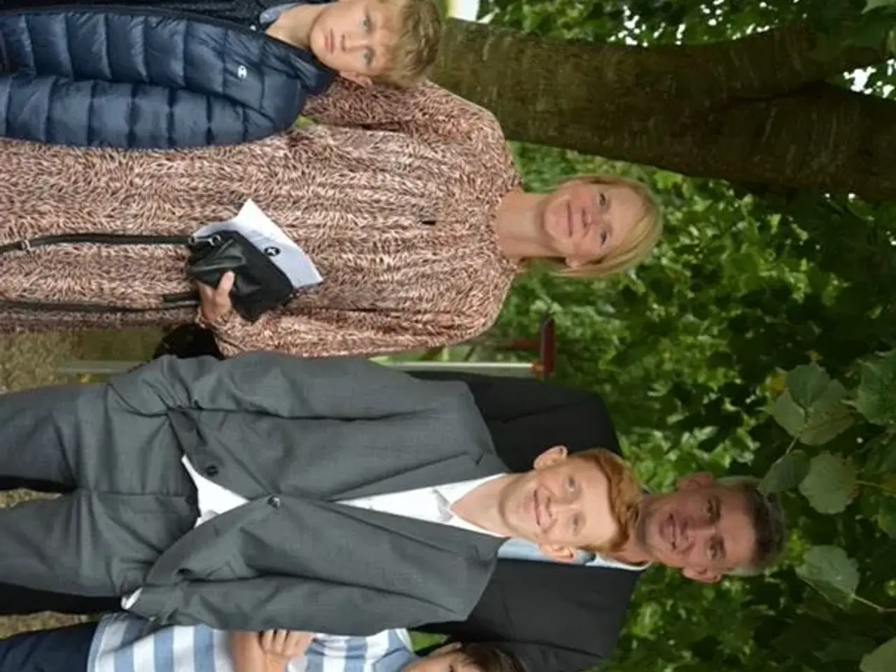 Billede 1 - Jakkesæt gråt Jack&Jones (konfirmation)