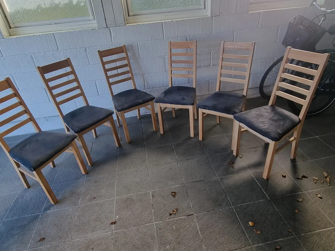 Billede 2 - Spisebordestole sælges