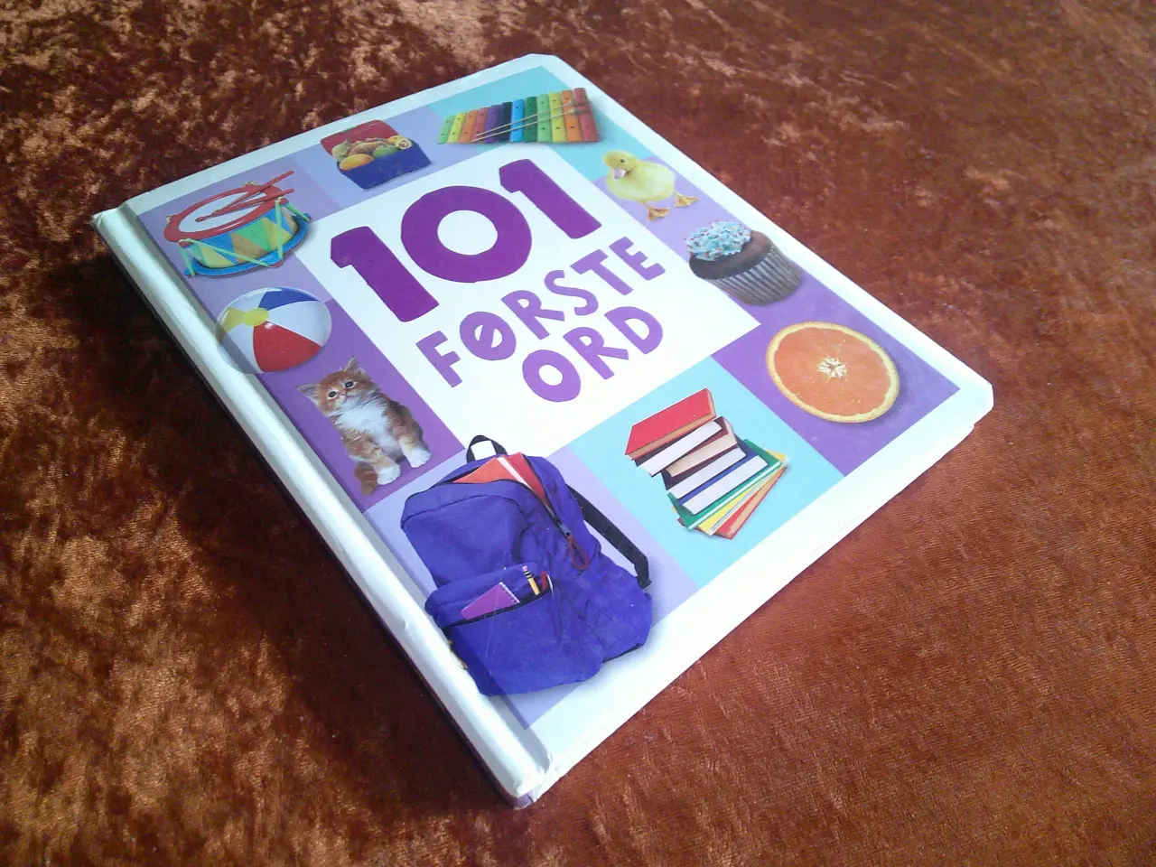 Billede 1 - 101 første ord, Lars Thomas, 