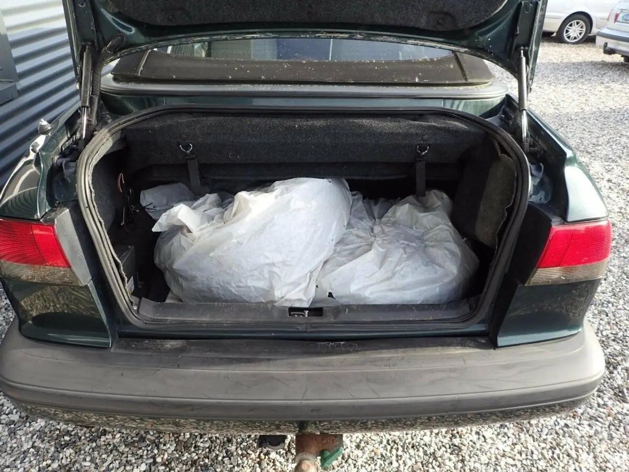 Billede 9 - Saab 900 2,5 i V6 SE 170HK Cabr.