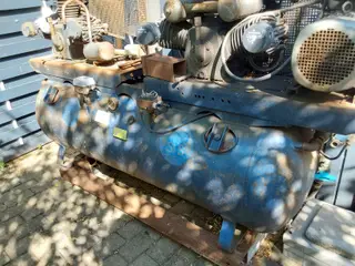 Stenhøj kompressor 