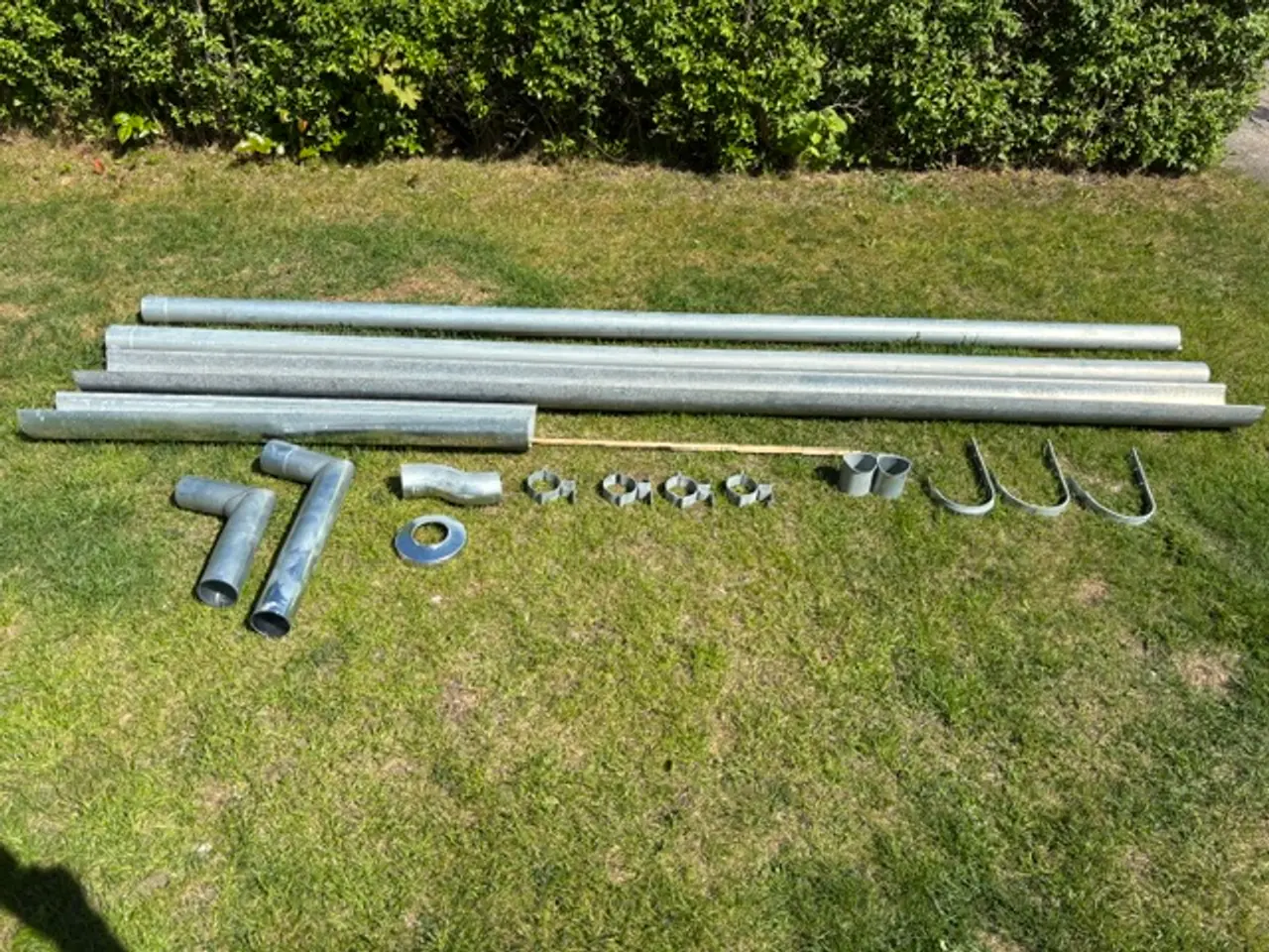 Billede 1 - Zink tagrender og nedløbsrør + ftilbehør