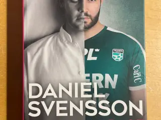 Der er kun dage, Daniel Svensson
