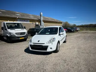 RENAULT CLIO ÅRG 10
