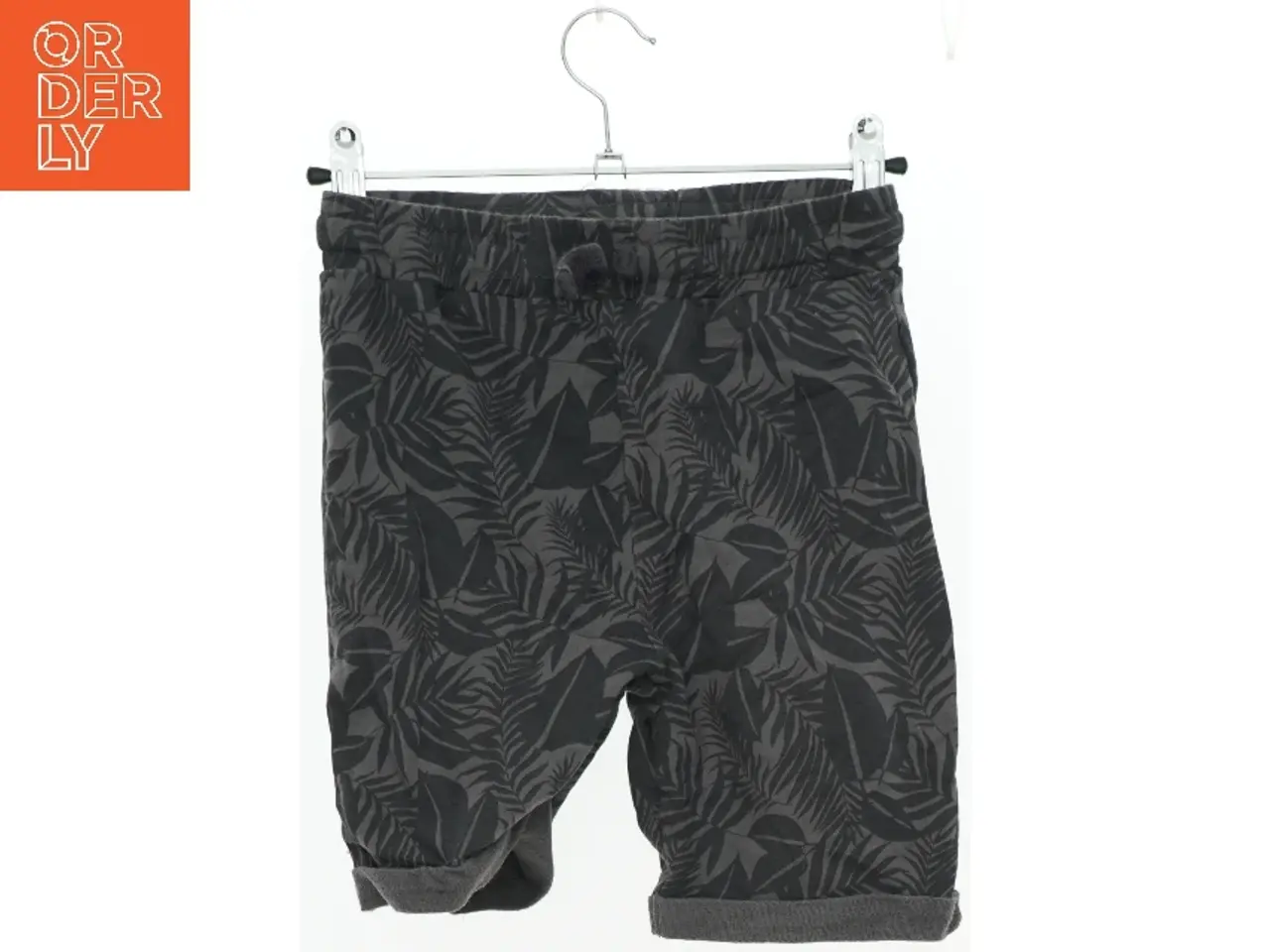 Billede 1 - Shorts fra Friends (str. 122 cm)