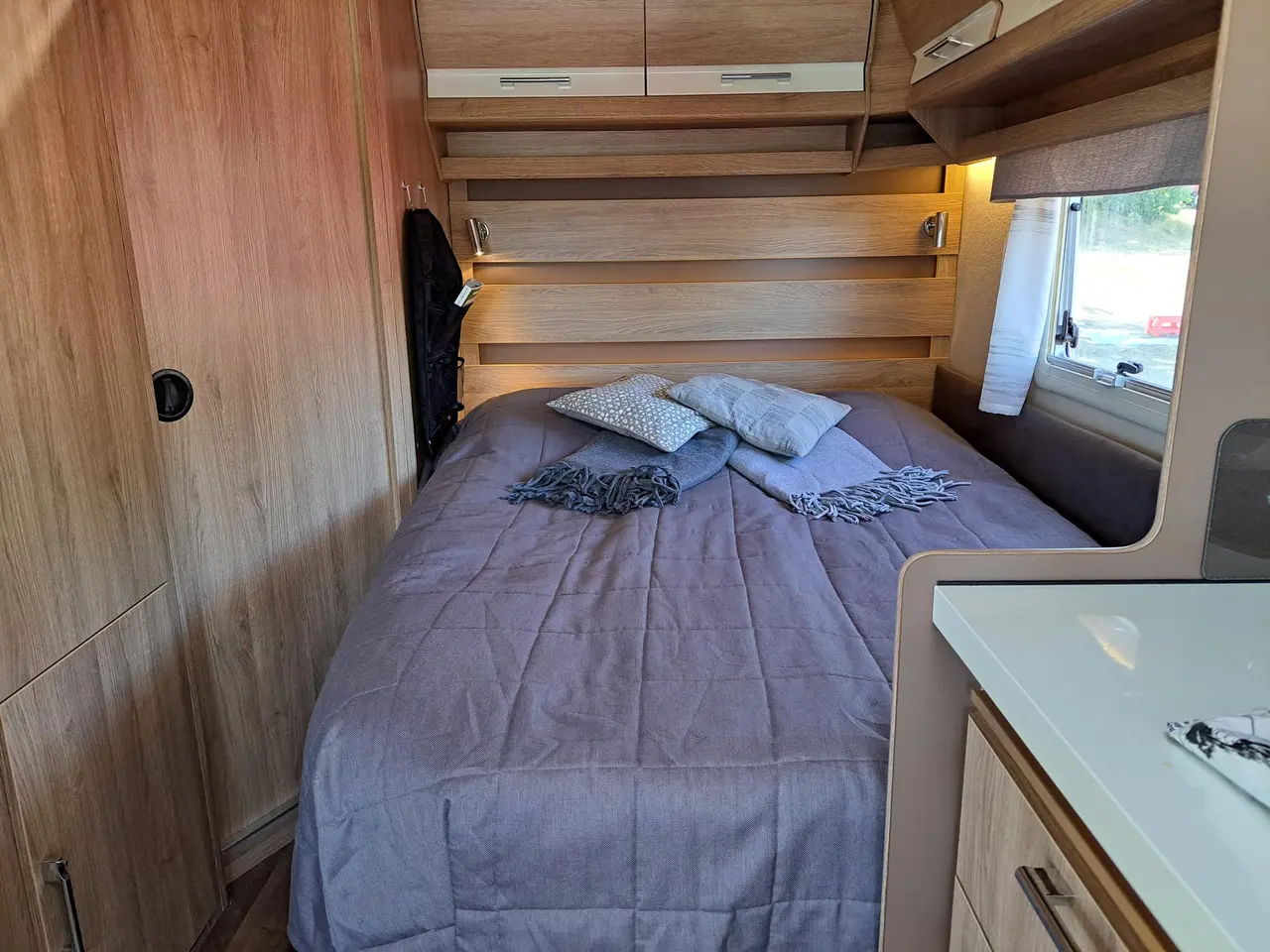 Billede 3 - Campingvogn Kabe 470 XL/KS vintervogn.