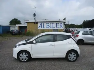 Toyota Aygo 1,0 VVT-i x